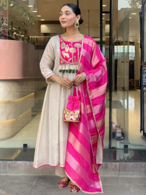 Elegant Women's Silk Embroidered Flared Kurta Pant with Dupatta Set For Festive