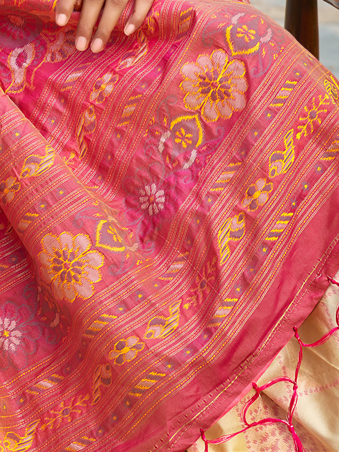 Premium Cream Color Pochampalli Silk Saree with Coordinated Silk Blouse - Image 3