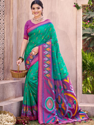 Elegant Rama Green Pochampally Ikkat Silk Saree with Silk Blouse