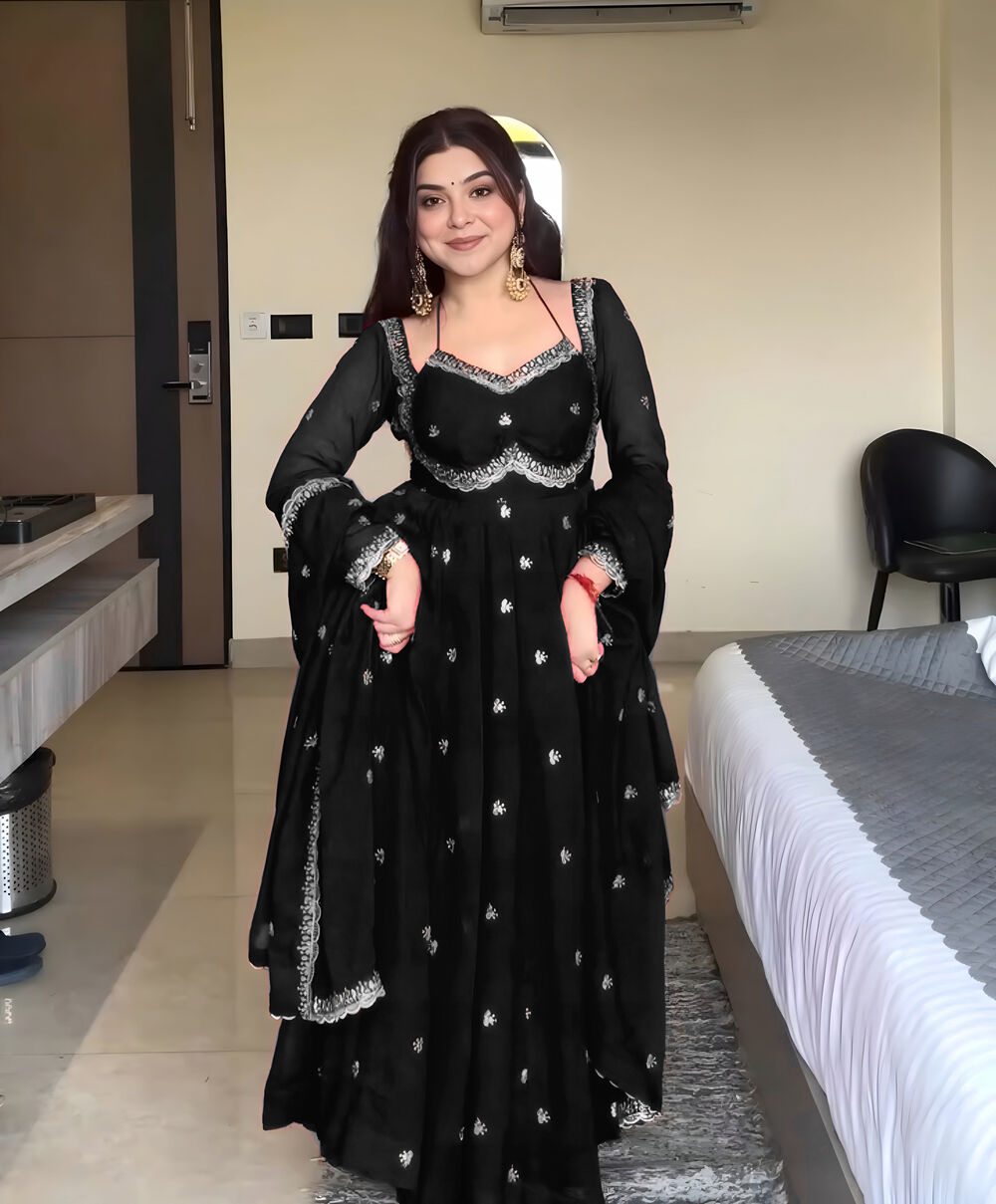 Eid Special Beautiful Black Georgette Embroidered Kurti Pant Dupatta Set