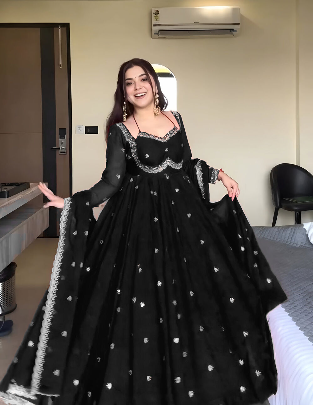 Eid Special Beautiful Black Georgette Embroidered Kurti Pant Dupatta Set - Image 2