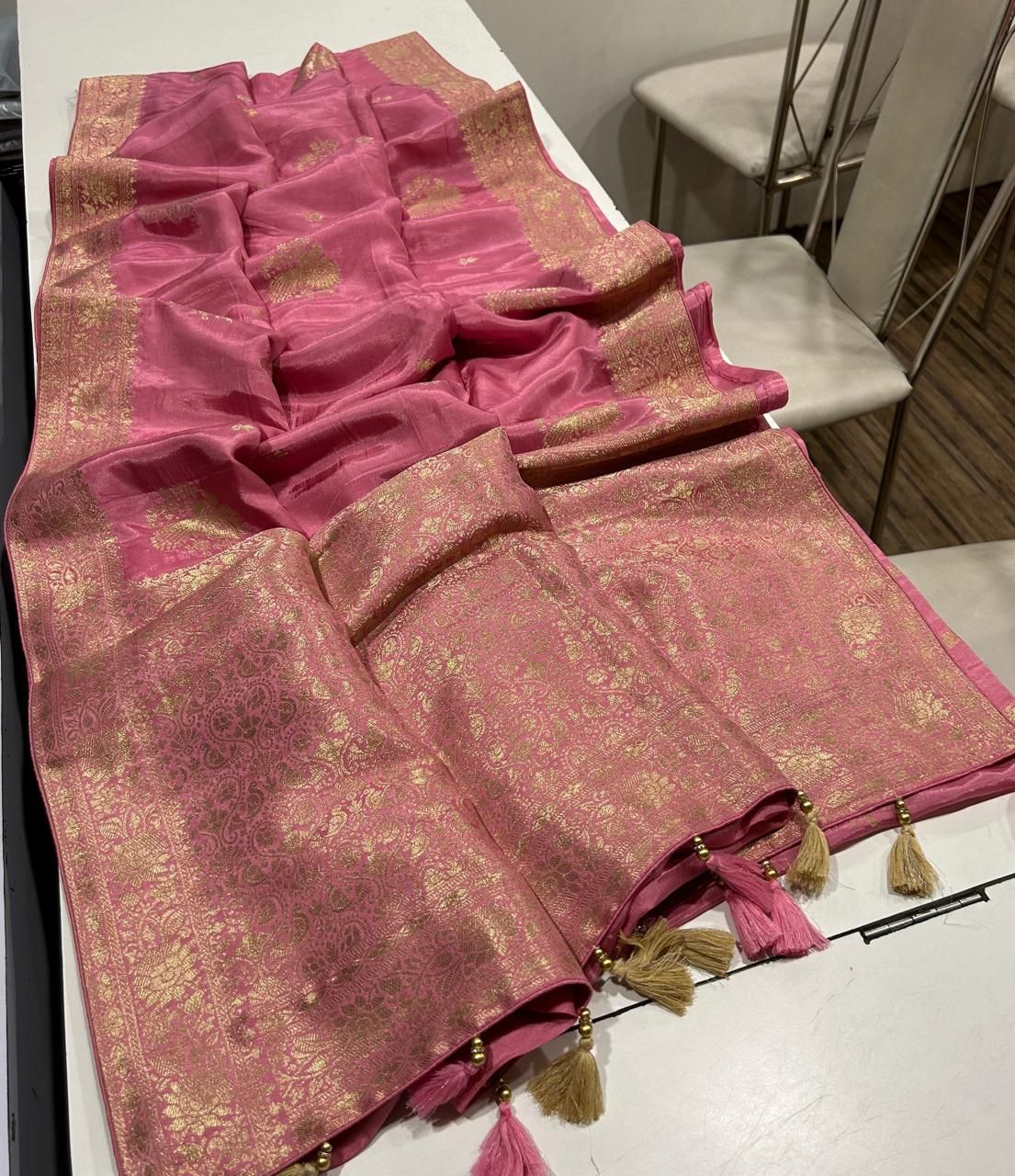 Soft Russian Silk Saree with Running Blouse For Marriage - Image 3